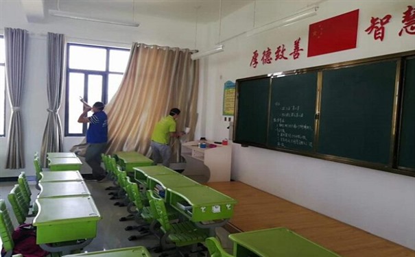 �W(xu��)У������γ���ȩ����D