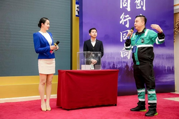 ��h��������