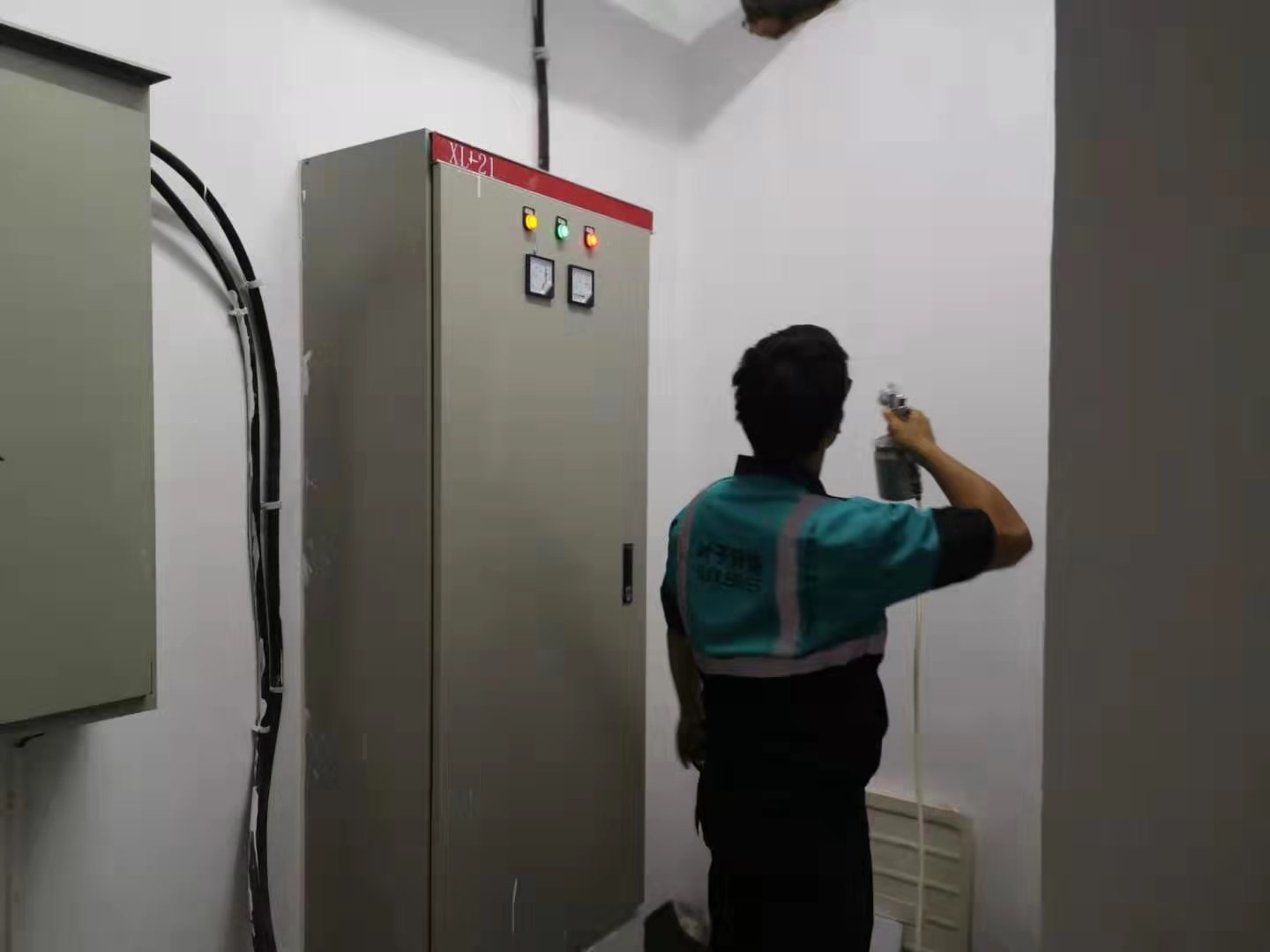 ��h�G�������h��