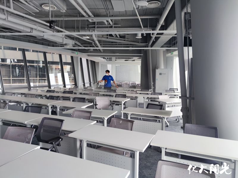 ����ȩ��˾���T����