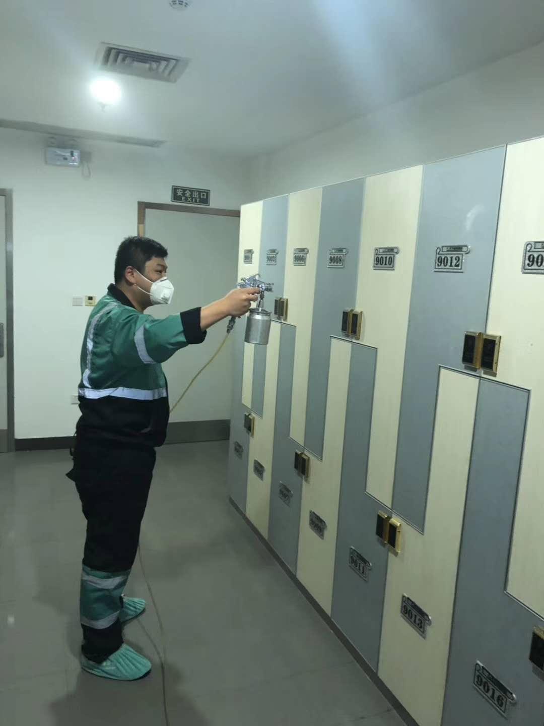 ��h����ȩ